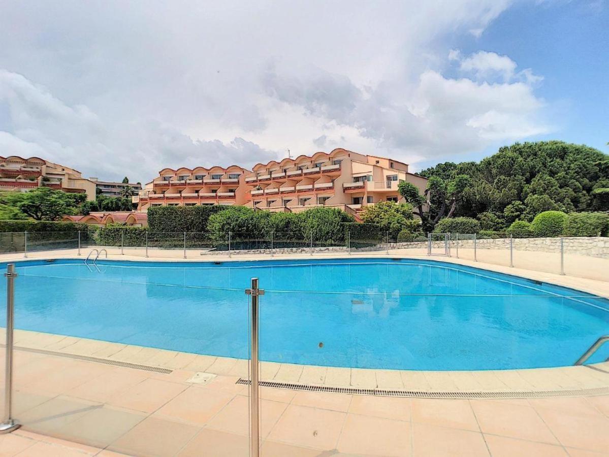 2 Pieces Climatise-Wifi / 4 Voyageurs / Boxe Prive / 2 Piscines / 2 Tennis / Petanque / Pingpong Antibes Exterior photo