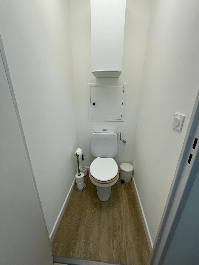 2 Pieces Climatise-Wifi / 4 Voyageurs / Boxe Prive / 2 Piscines / 2 Tennis / Petanque / Pingpong Antibes Exterior photo
