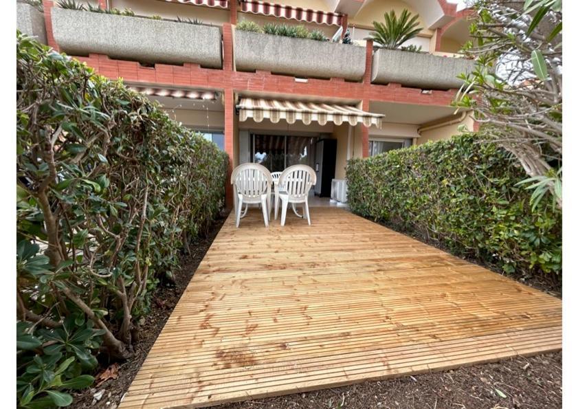 2 Pieces Climatise-Wifi / 4 Voyageurs / Boxe Prive / 2 Piscines / 2 Tennis / Petanque / Pingpong Antibes Exterior photo